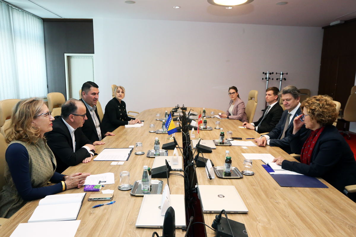 Deputy Chairs of the Joint Committee on European Integration of PABiH Miroslav Vujičić and Dženan Đonlagić met with a member of the National Council of the Republic of Austria