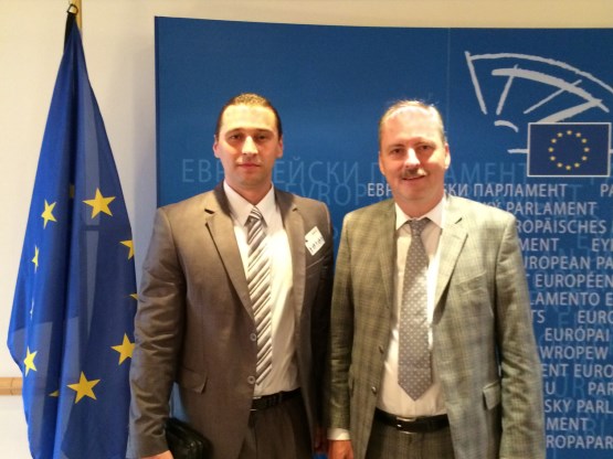 Sekretar Predstavničkog doma Dragoljub Reljić sa generalnim sekretarom Evropskog parlamenta 