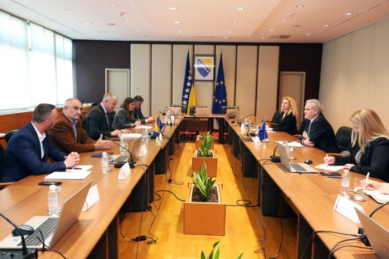 Чланови Комисије за борбу против корупције Представничког дома разговарали са шефом Делегације и специјалним представником ЕУ у БиХ