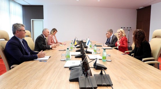 Član Delegacije PSBiH u PSOCE-a Halid Genjac razgovarao s visokim zvaničnicima i članovima posmatračke Misije PSOSCE-a o predstojećim Općim izborima u BiH